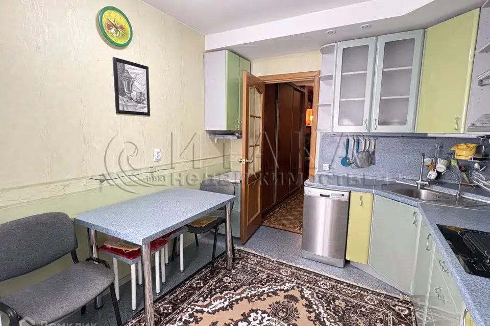 Продаётся 2-комнатная квартира, 58.7 м²