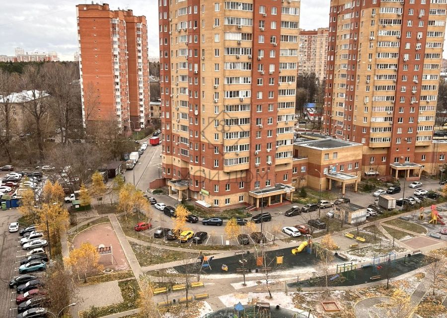 Продаётся 2-комнатная квартира, 60.6 м²