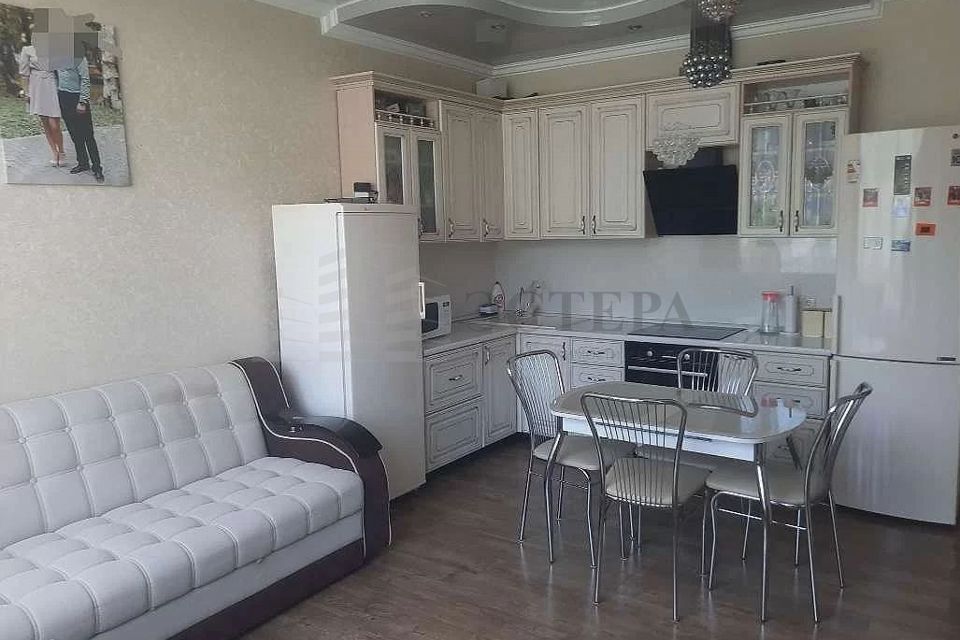 Продаётся 1-комнатная квартира, 45 м²
