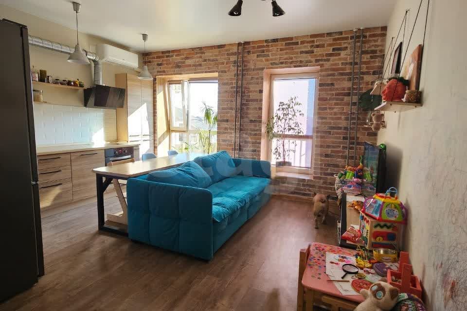 Продаётся 1-комнатная квартира, 42.6 м²