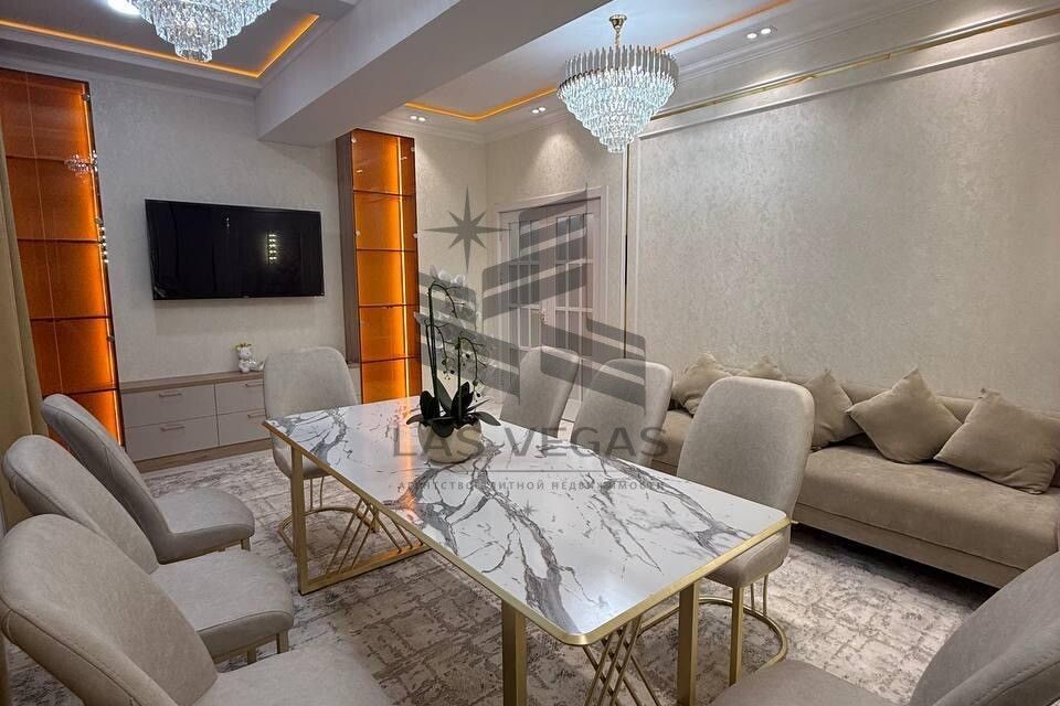 Сдаётся 4-комнатная квартира, 100 м²