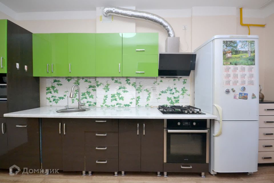 Продаётся 1-комнатная квартира, 40.4 м²
