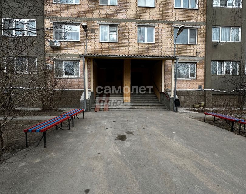 Продаётся 1-комнатная квартира, 35.8 м²