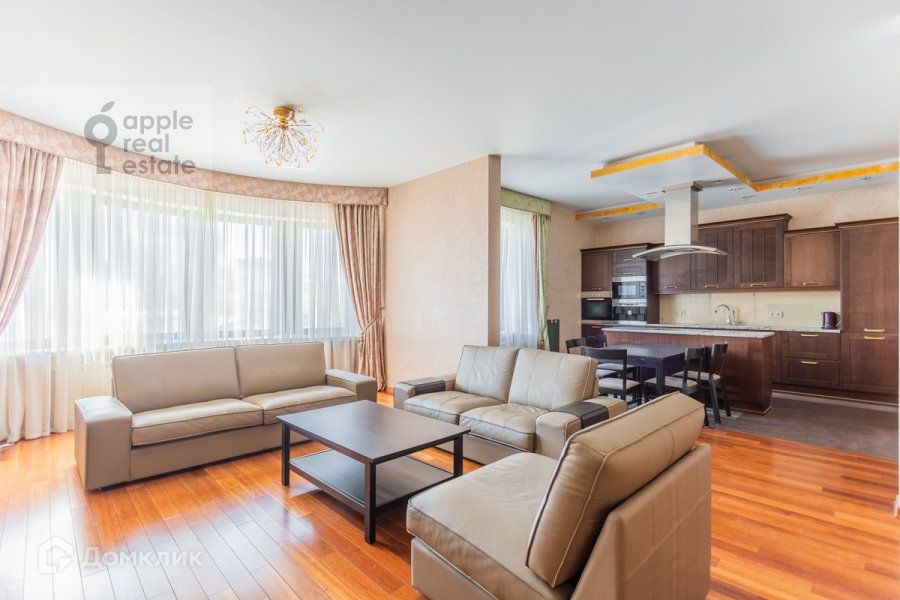 Сдаётся 4-комнатная квартира, 162 м²