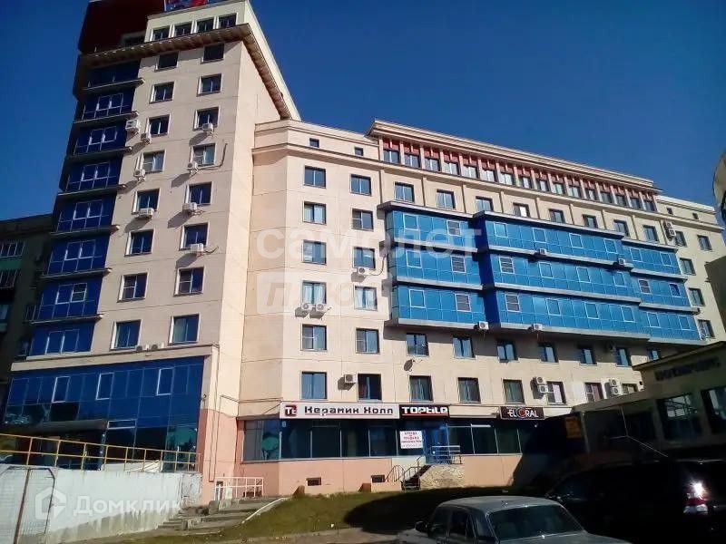 Сдаётся 3-комнатная квартира, 106.8 м²