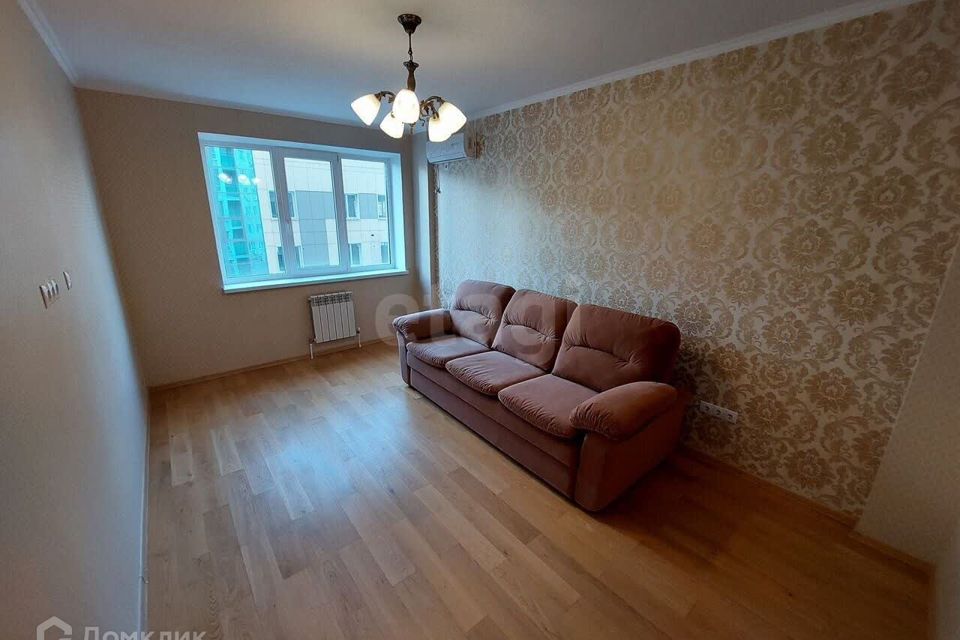 Продаётся 2-комнатная квартира, 68.3 м²