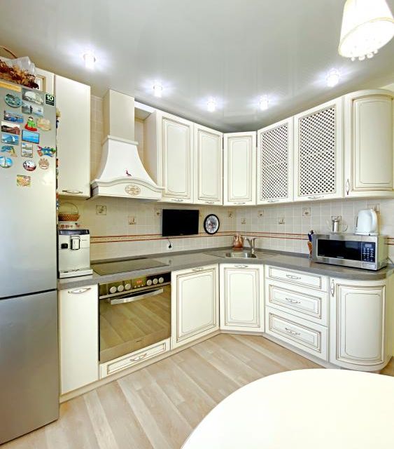 Продаётся 4-комнатная квартира, 77.1 м²