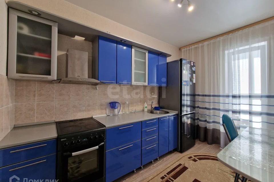 Продаётся 1-комнатная квартира, 37.7 м²