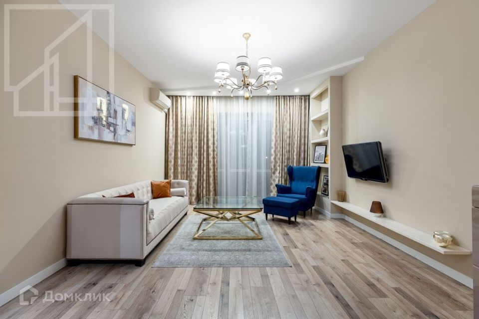 Сдаётся 3-комнатная квартира, 118 м²