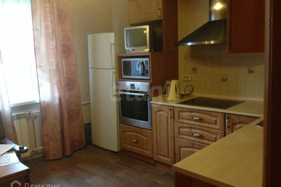 Сдаётся 1-комнатная квартира, 40 м²