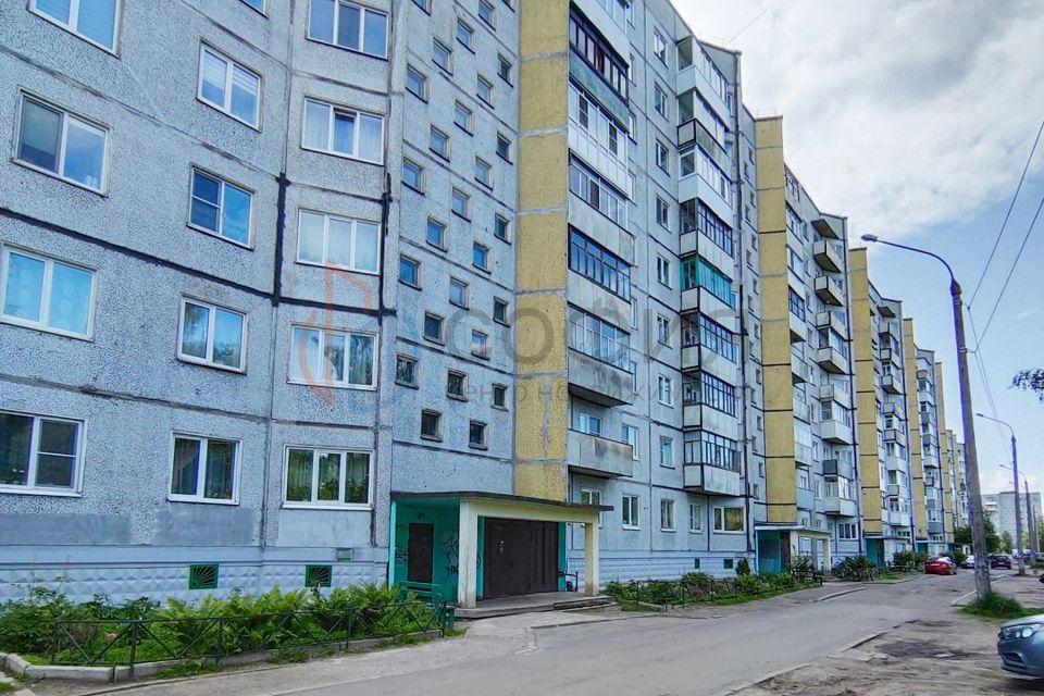 Продаётся 3-комнатная квартира, 61.8 м²