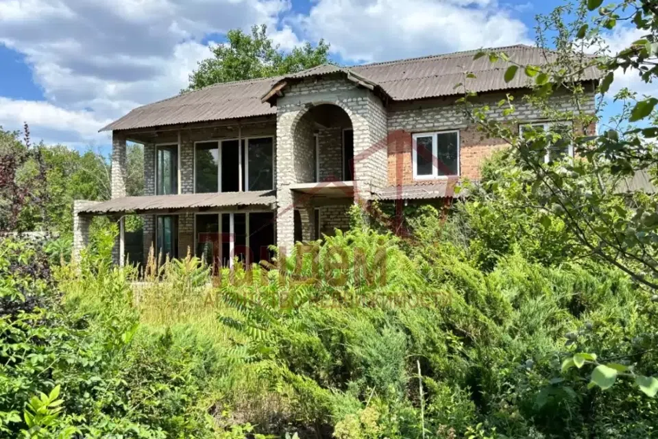 Продаётся 2-этажный дом, 150 м²