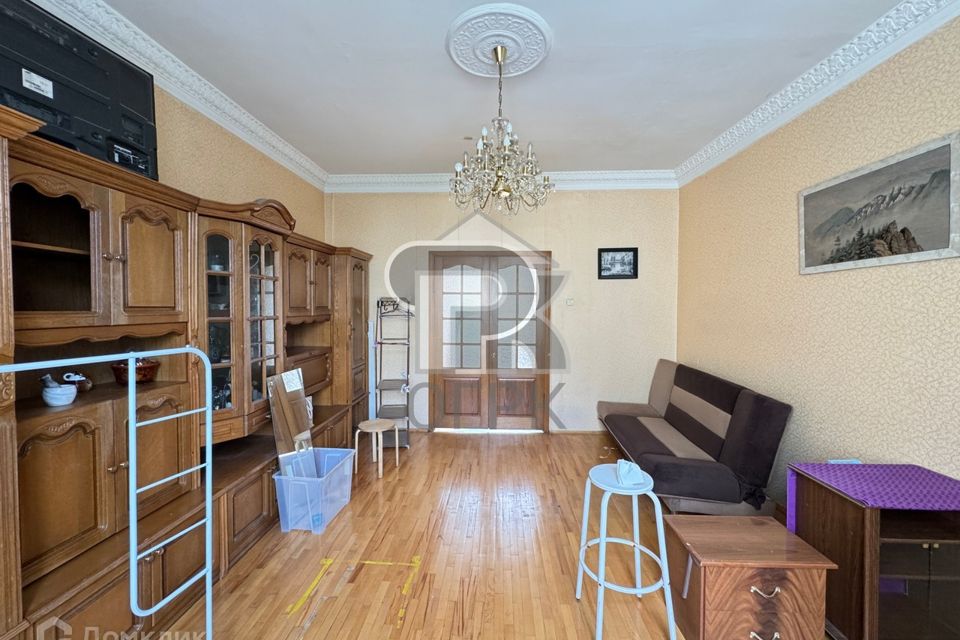 Продаётся 3-комнатная квартира, 93 м²