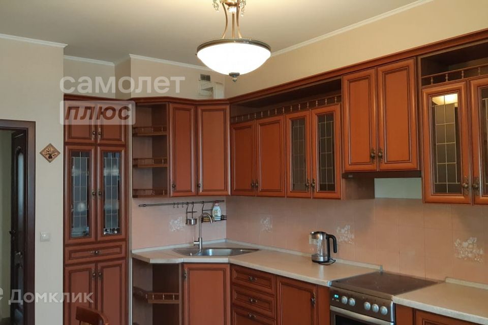 Сдаётся 2-комнатная квартира, 64 м²
