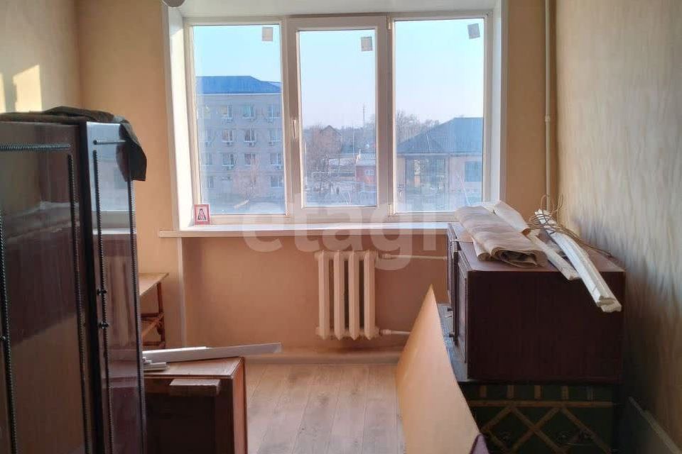 Продаётся 3-комнатная квартира, 57.8 м²