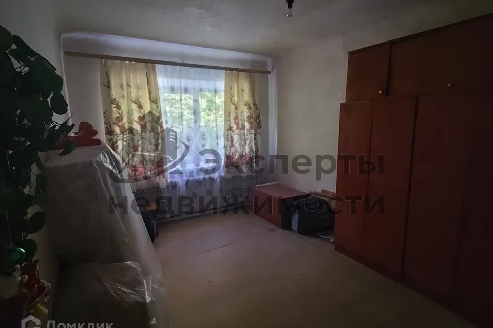 Продаётся 3-комнатная квартира, 54.7 м²