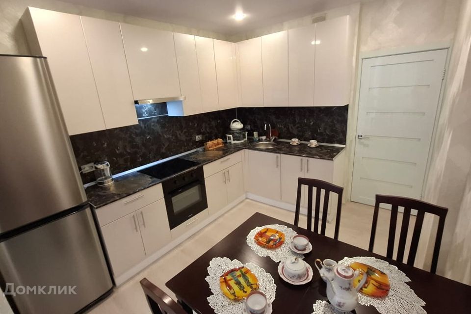 Сдаётся 2-комнатная квартира, 60 м²
