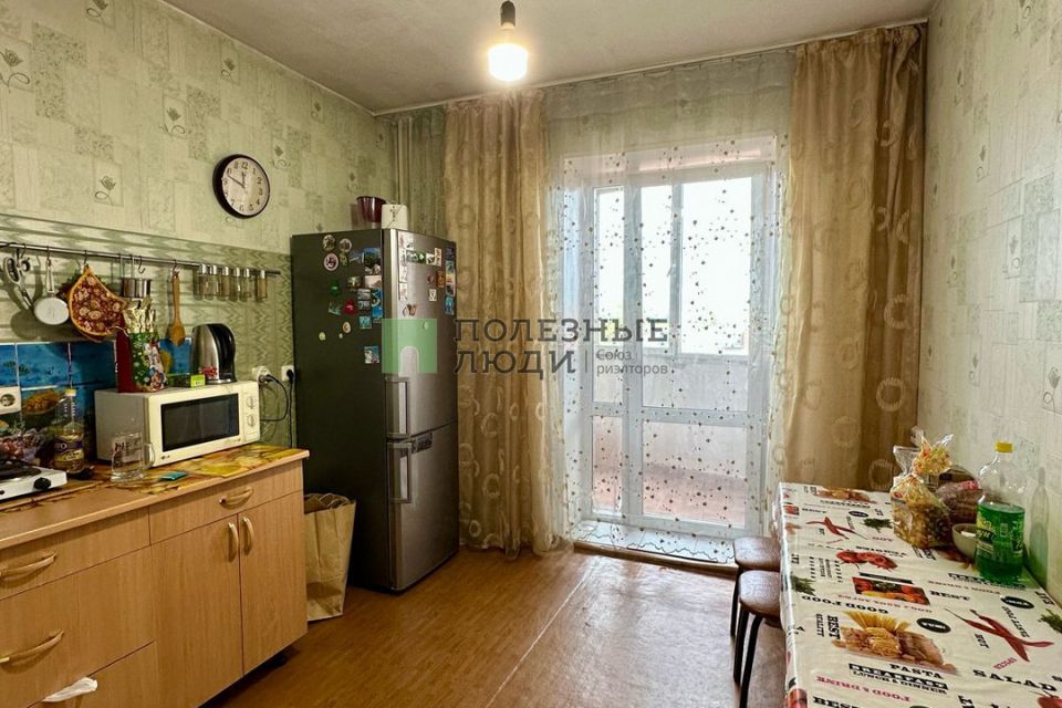 Продаётся 1-комнатная квартира, 43.7 м²
