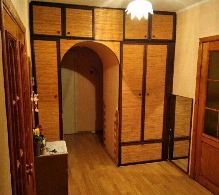 Продаётся 4-комнатная квартира, 80 м²