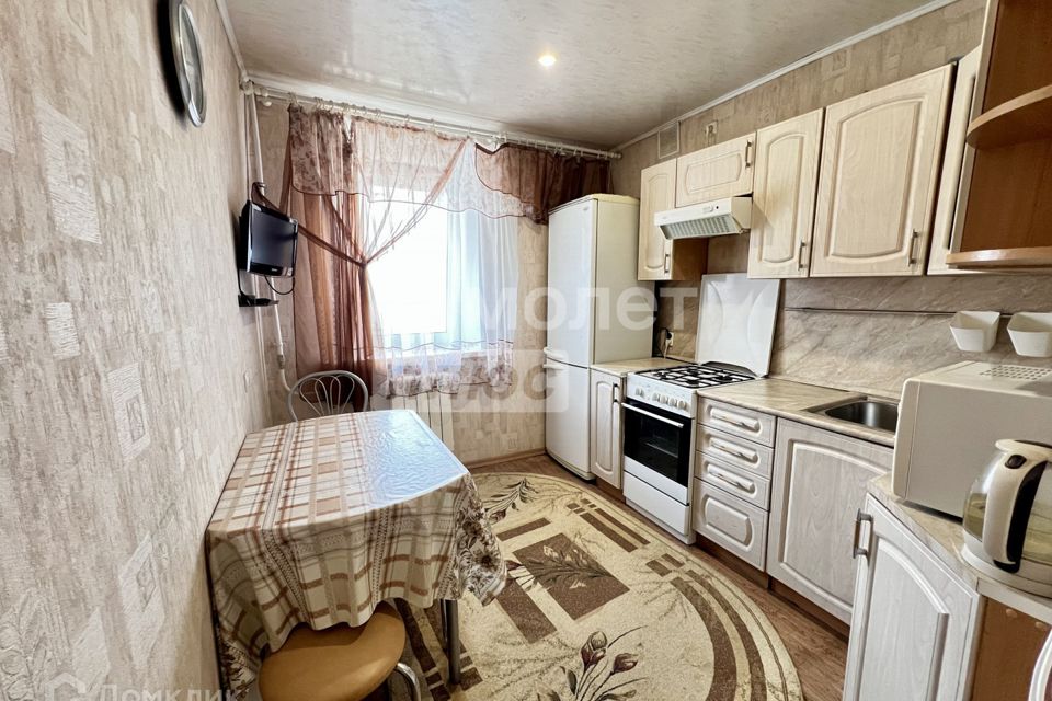 Продаётся 3-комнатная квартира, 62.2 м²