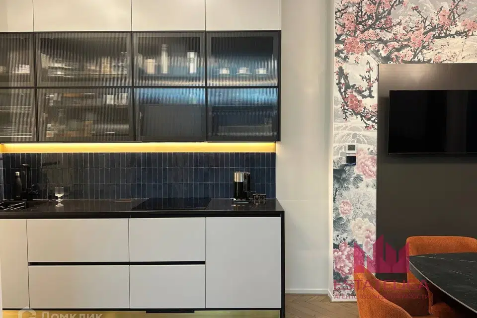 Продаётся 3-комнатная квартира, 93.4 м²