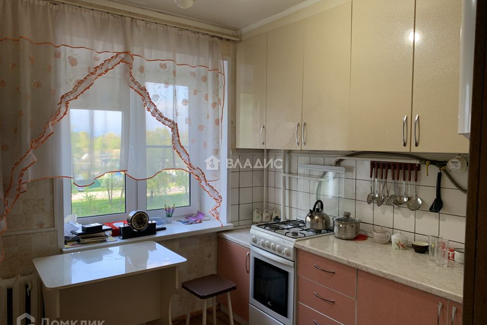 Продаётся 3-комнатная квартира, 52.5 м²