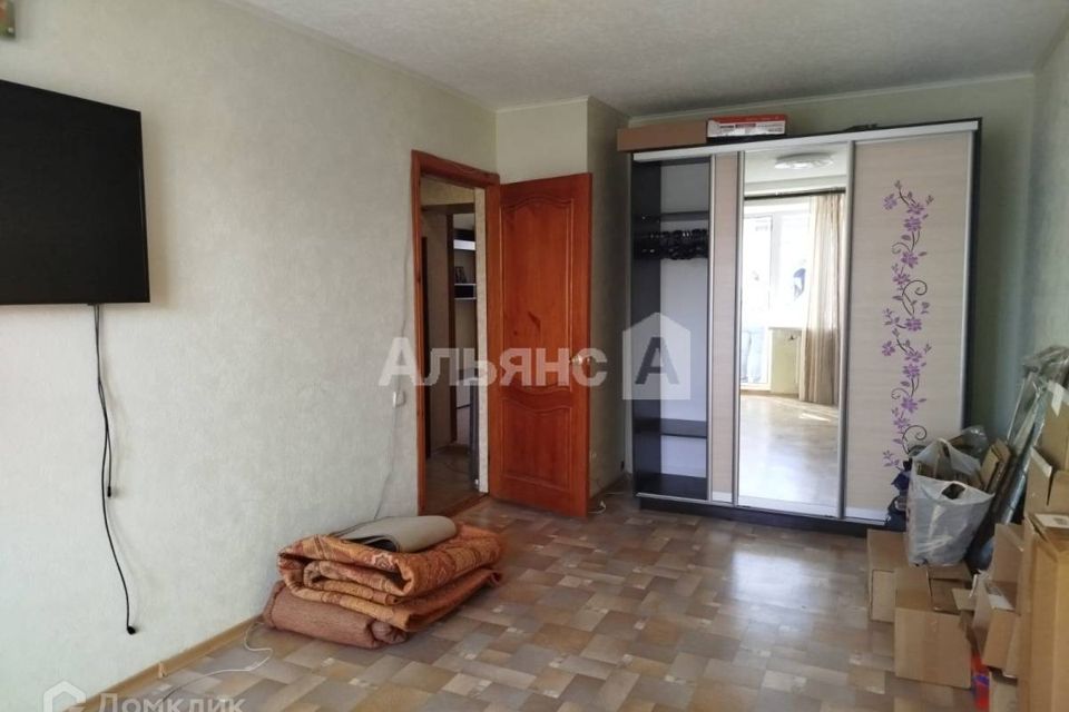 Продаётся 3-комнатная квартира, 59.7 м²