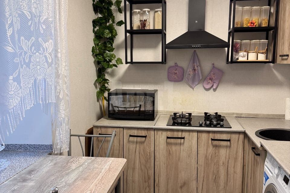 Продаётся 1-комнатная квартира, 35.4 м²
