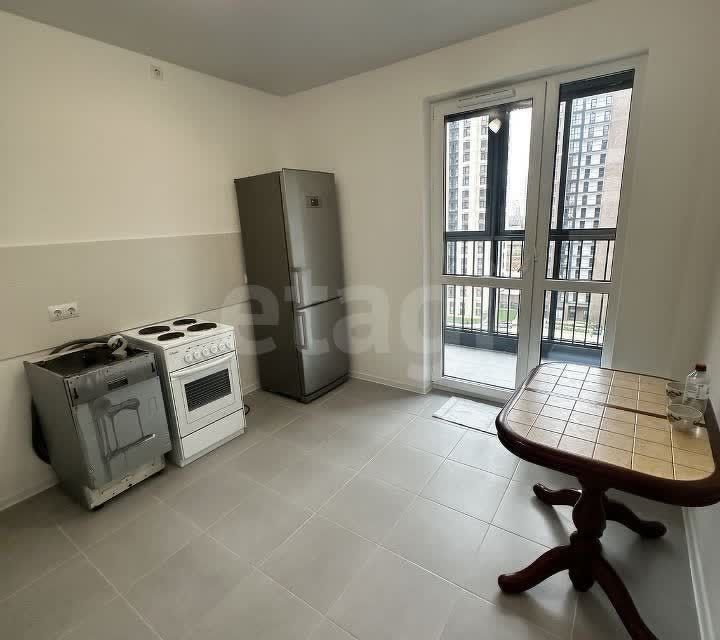 Продаётся 2-комнатная квартира, 57.6 м²