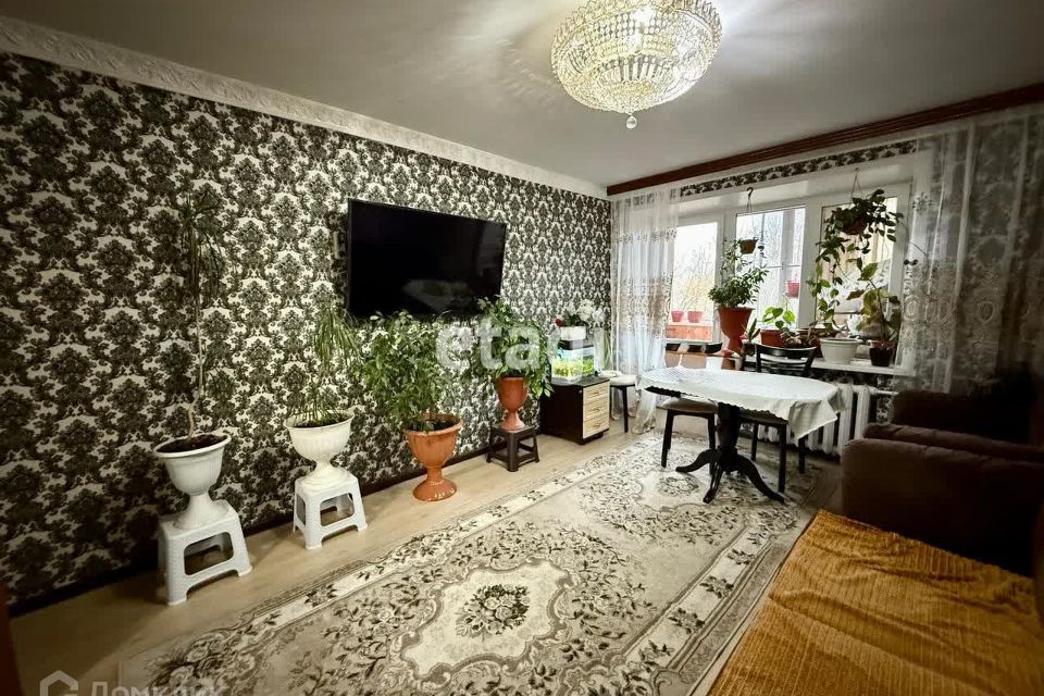 Продаётся 3-комнатная квартира, 61.4 м²