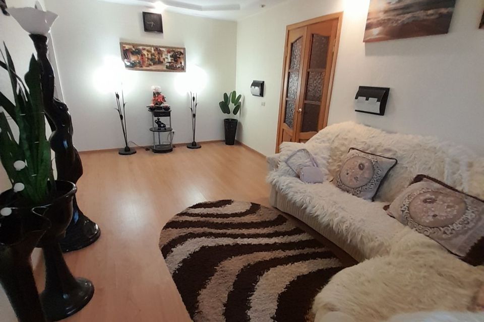 Продаётся 3-комнатная квартира, 56 м²