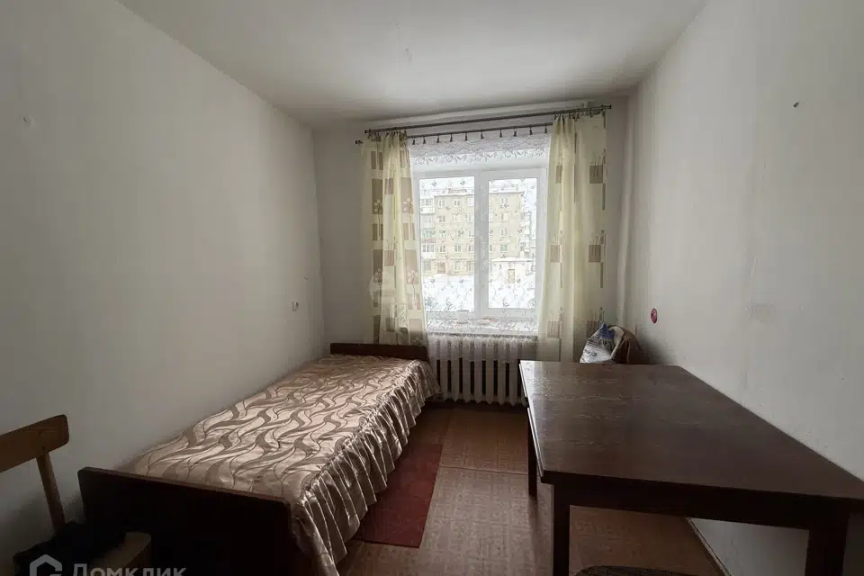 Продаётся 3-комнатная квартира, 51.5 м²