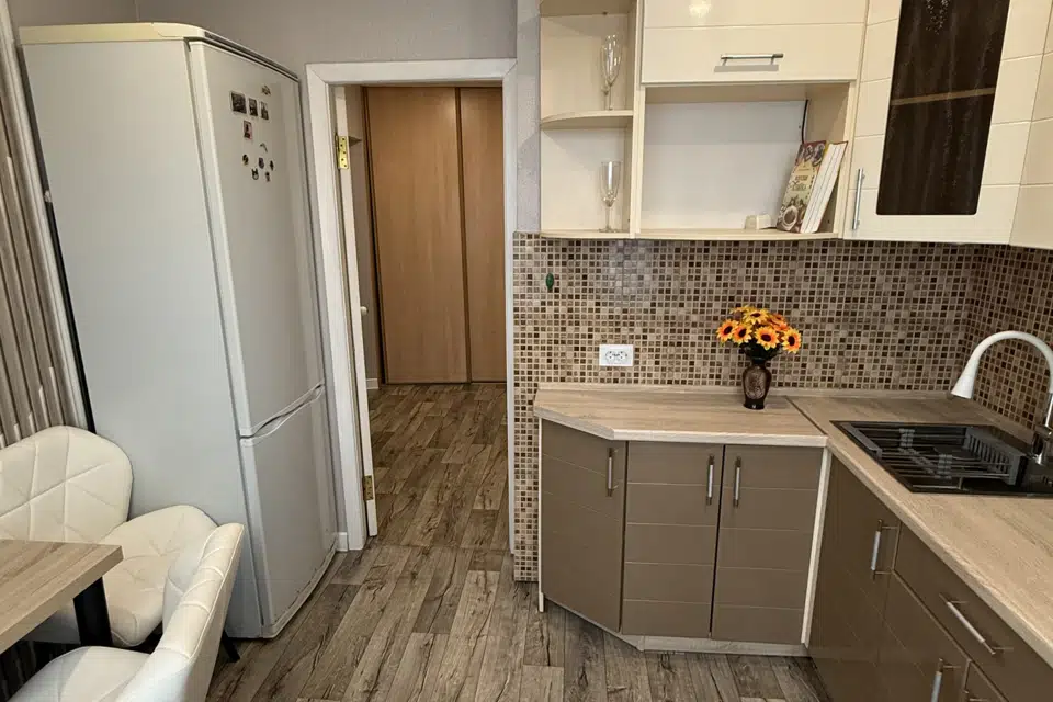 Продаётся 2-комнатная квартира, 49.5 м²