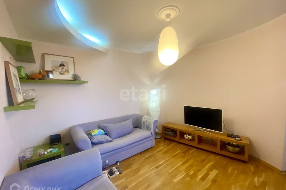 Продаётся 3-комнатная квартира, 82.7 м²