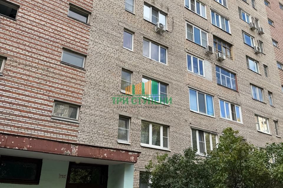 Продаётся 3-комнатная квартира, 60 м²