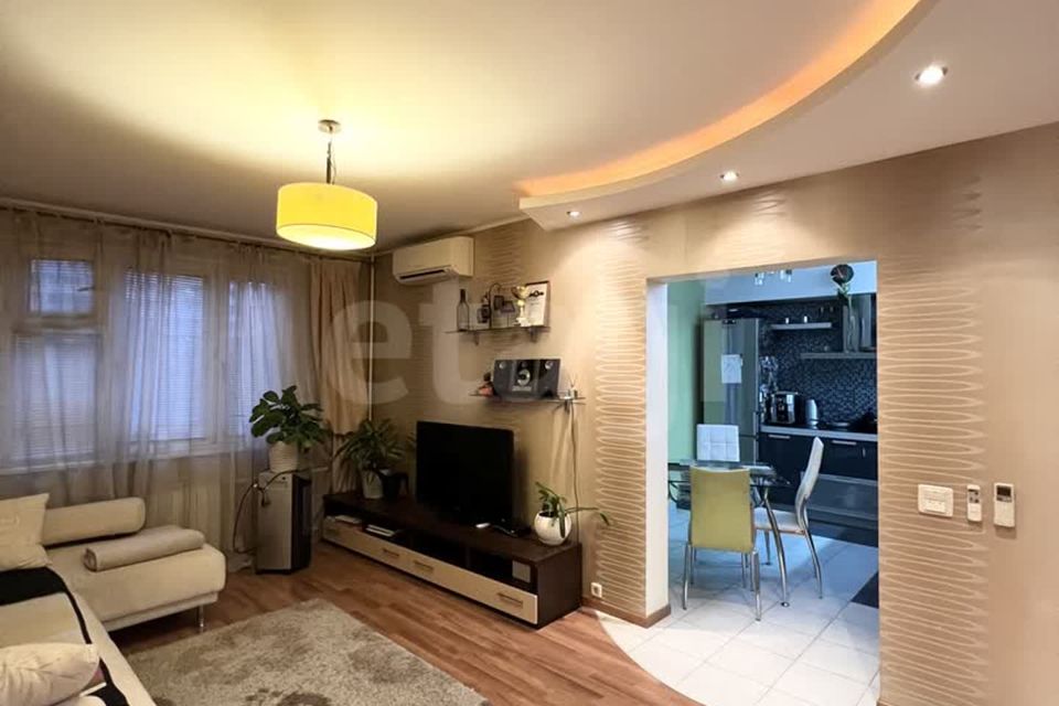 Сдаётся 3-комнатная квартира, 82 м²