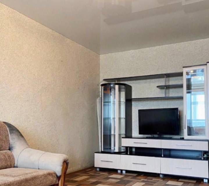 Сдаётся 2-комнатная квартира, 56 м²