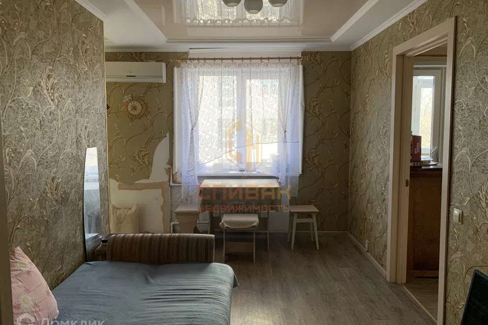 Продаётся 3-комнатная квартира, 52.3 м²