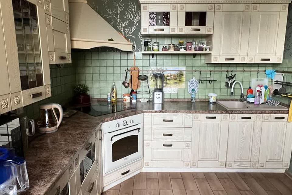 Продаётся 2-комнатная квартира, 61.6 м²
