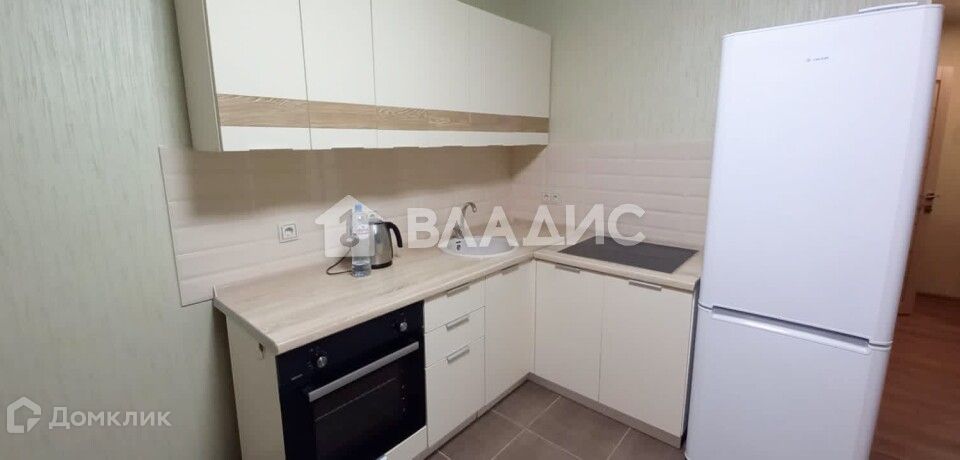Сдаётся 1-комнатная квартира, 42 м²