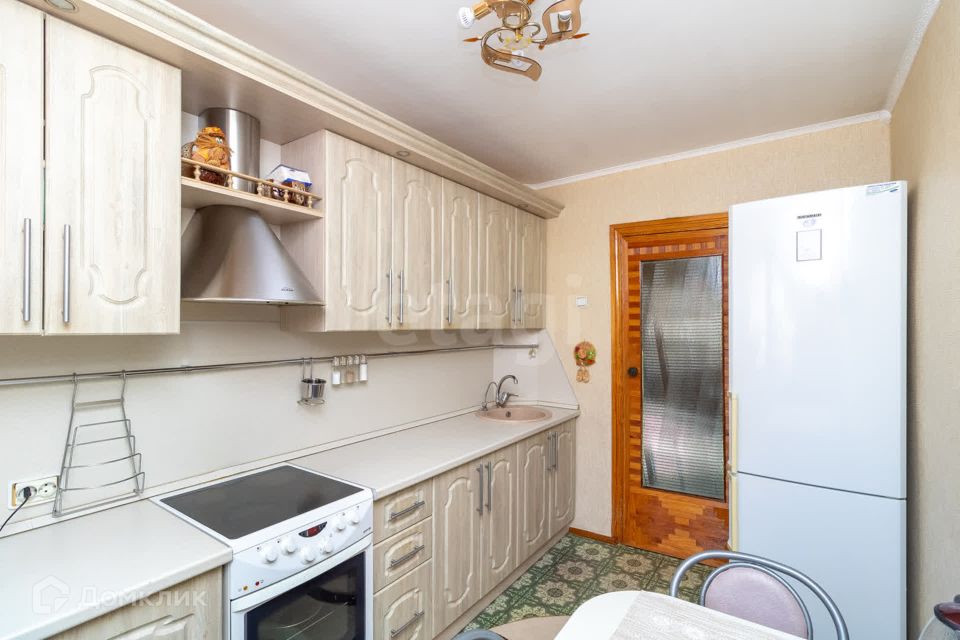 Продаётся 4-комнатная квартира, 73.8 м²