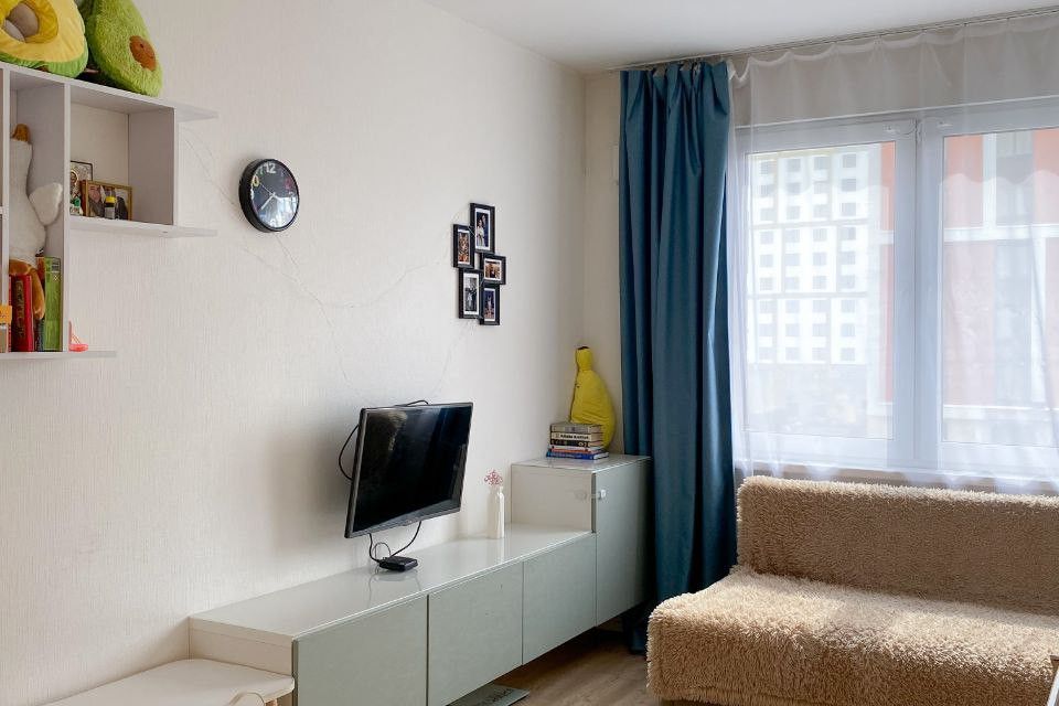 Продаётся 1-комнатная квартира, 37.7 м²