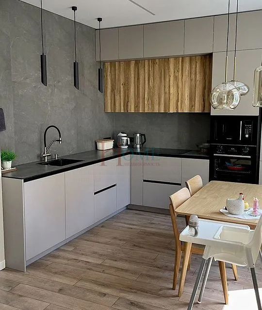 Сдаётся 3-комнатная квартира, 83 м²