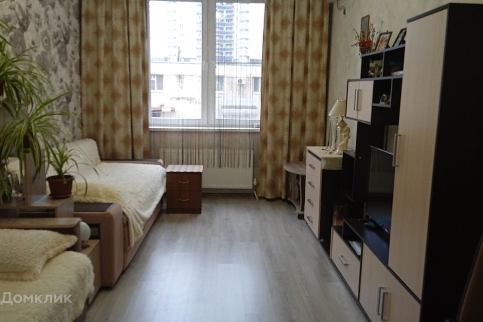 Продаётся 1-комнатная квартира, 38 м²