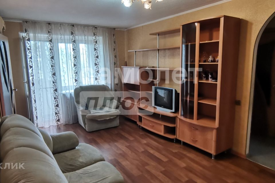 Продаётся 3-комнатная квартира, 54.9 м²