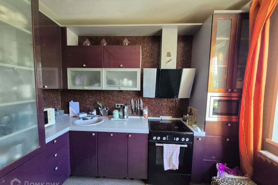 Продаётся 4-комнатная квартира, 92.6 м²