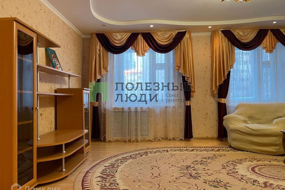 Продаётся 3-комнатная квартира, 90.4 м²