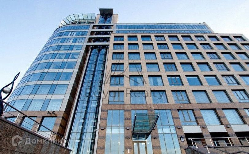 Сдаётся 3-комнатная квартира, 155 м²