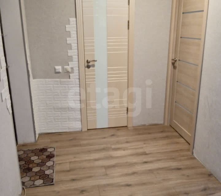 Продаётся 1-комнатная квартира, 42 м²