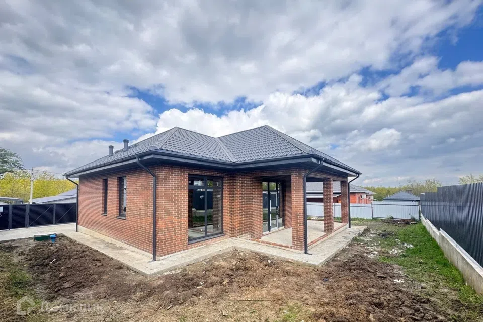 Продаётся 1-этажный дом, 140 м²